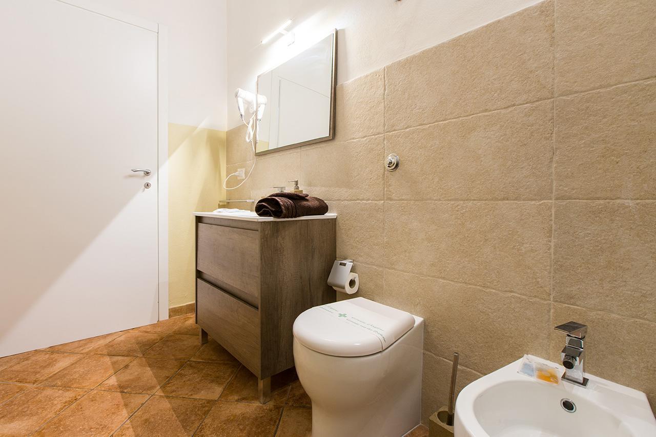 Suite Cagliaritane Notti In Centro Экстерьер фото